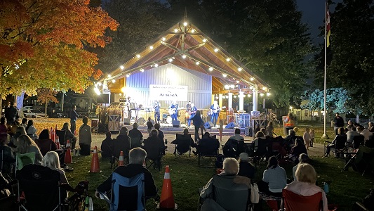 Evening image concert band playing music